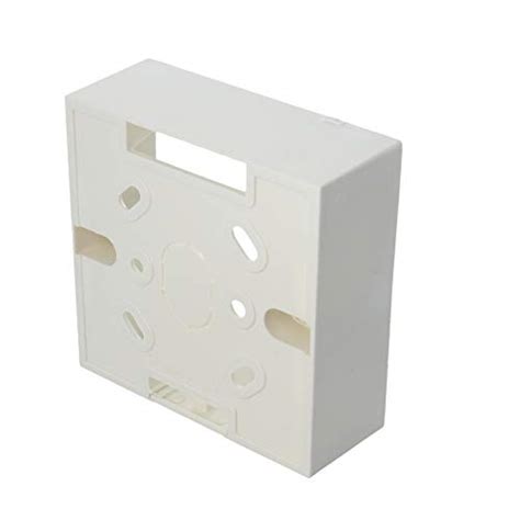 fielect socket box wire